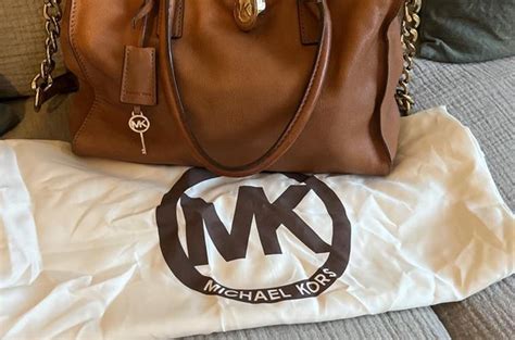 Michael Kors säljes i Stockholms stad 